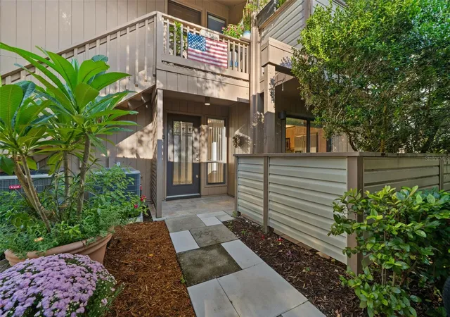 Condo for sale at 1657 Brookhouse Cir #152, SARASOTA, FL 34231 | MLS# N6146064