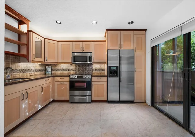 Photo 4 of Condo for sale at 1657 Brookhouse Cir #152, Sarasota, FL 34231 | MLS# N6146064 | Listing updated on 2026-10-06