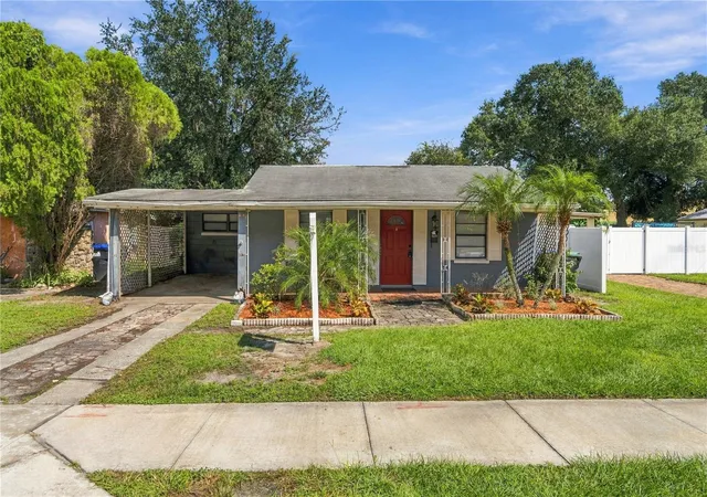 Photo 2 of Single family home for sale at 310 Granada Dr, Winter Park, FL 32789 | MLS# O6447315 | Listing updated on 2026-10-07