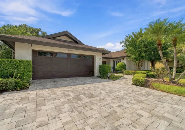 Photo 2 of Single family home for sale at 4109 Crosswater Dr, Tampa, FL 33615 | MLS# TB8555000 | Listing updated on 2026-10-28