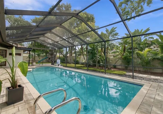Photo 3 of Single family home for sale at 4109 Crosswater Dr, Tampa, FL 33615 | MLS# TB8555000 | Listing updated on 2026-10-28