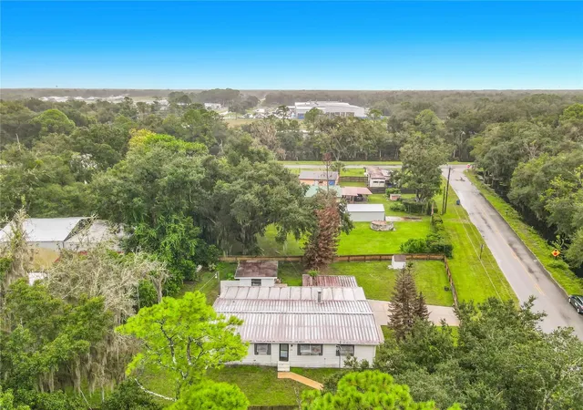 Photo 2 of Manufactured home for sale at 2149 Edgewater Cnl Rd, New Smyrna Beach, FL 32168 | MLS# NS1089426 | Listing updated on 2026-10-06