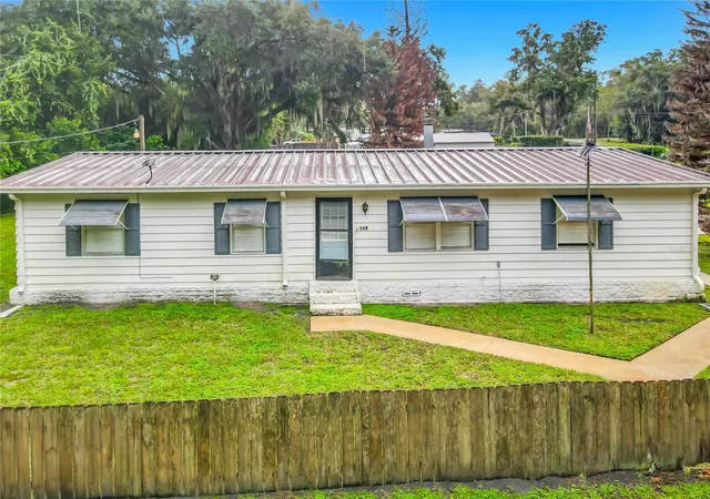Photo 3 of Manufactured home for sale at 2149 Edgewater Cnl Rd, New Smyrna Beach, FL 32168 | MLS# NS1089426 | Listing updated on 2026-10-06