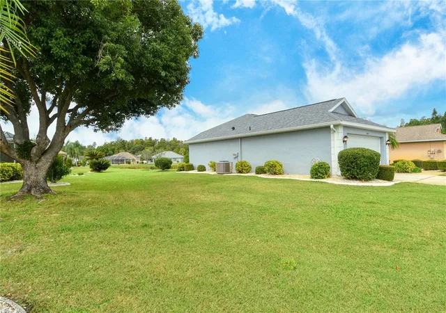 Photo 3 of Single family home for sale at 1604 Alexander Xing Way, Sun City Center, FL 33573 | MLS# A4708514 | Listing updated on 2026-10-08