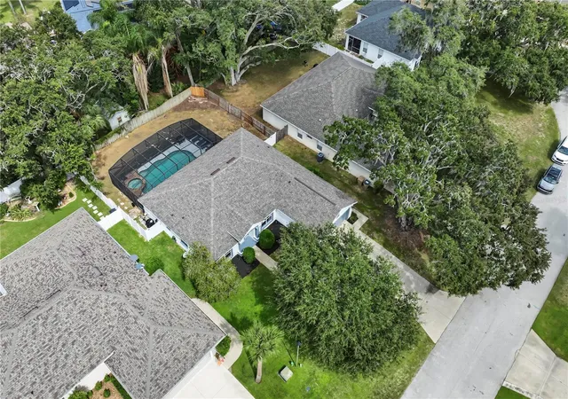 Photo 1 of Single family home for sale at 10427 Pleasant View Dr, Leesburg, FL 34788 | MLS# O6447325 | Listing updated on 2026-10-07