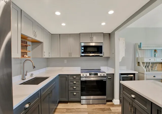Photo 3 of Condo for sale at 420 64th Avenue #507, St Pete Beach, FL 33706 | MLS# TB8555005 | Listing updated on 2026-10-06