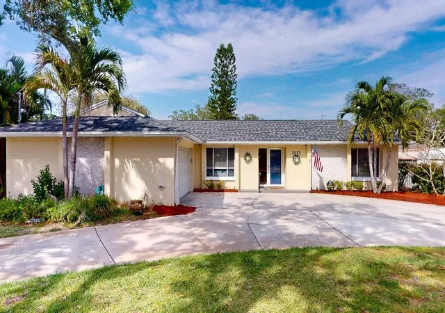 Photo 1 of Single family home for sale at 3075 Rosery Rd Ne, Largo, FL 33771 | MLS# TB8555006 | Listing updated on 2026-10-06