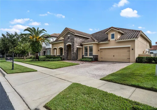 Photo 3 of Single family home for sale at 7231 Sangalla Dr, Windermere, FL 34786 | MLS# O6447329 | Listing updated on 2026-10-13