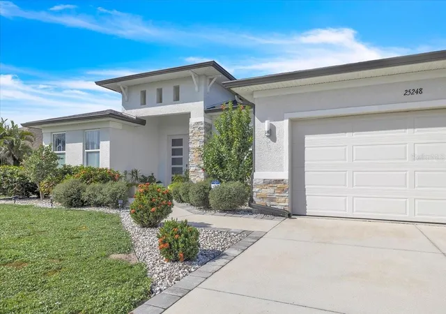 Photo 3 of Single family home for sale at 25248 Padre Ln, Punta Gorda, FL 33983 | MLS# C7531565 | Listing updated on 2026-10-07