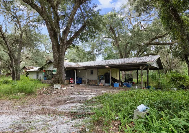 Photo 3 of Single family home for sale at 935 Cr 738e, Webster, FL 33597 | MLS# G5118660 | Listing updated on 2026-10-08