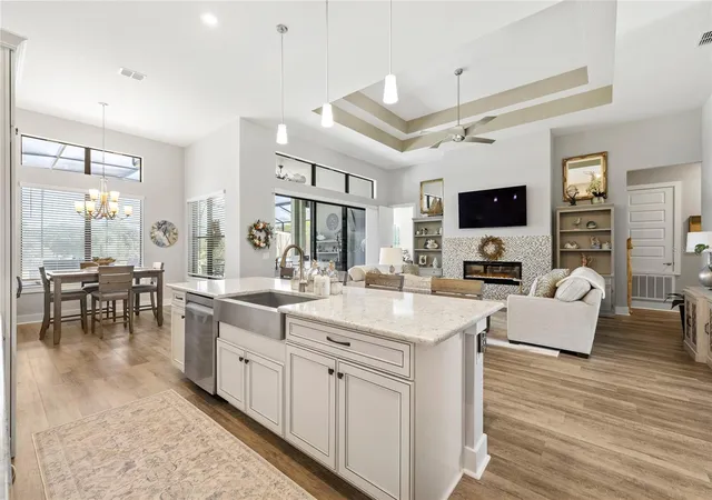 Photo 4 of Single family home for sale at 25484 Hawks Run Ln, Sorrento, FL 32776 | MLS# O6447333 | Listing updated on 2026-10-30
