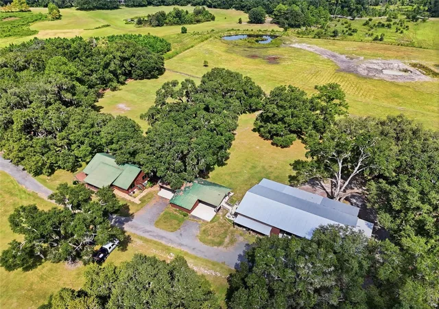 Photo 3 of Single family home for sale at 18731 SE 30th Street, Morriston, FL 32668 | MLS# GC543973 | Listing updated on 2026-10-07