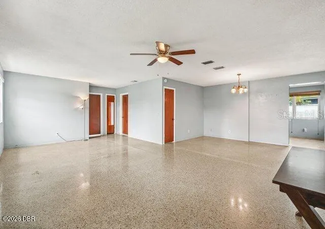 Photo 3 of Single family home for sale at 1002 Thunderbird Dr, Daytona Beach, FL 32117 | MLS# V4951663 | Listing updated on 2026-10-06