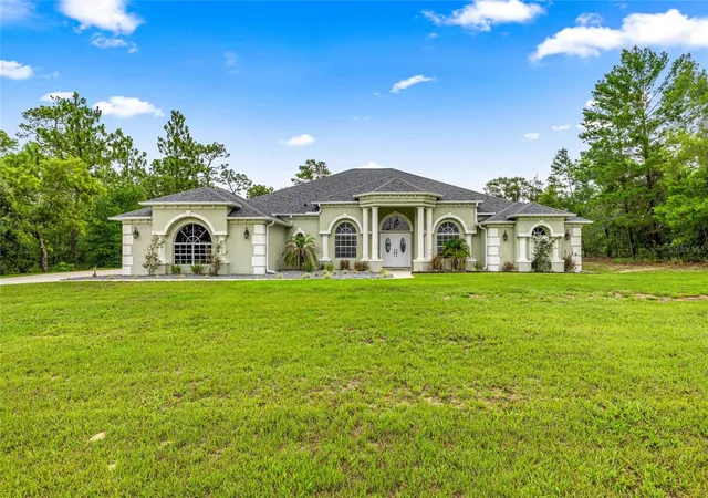 Single family home for sale at 8628 N Iberian Dr, CITRUS SPRINGS, FL 34433 | MLS# OM733465