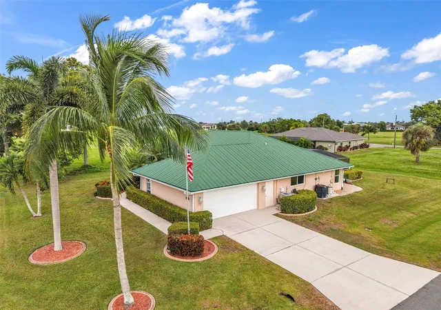 Photo 4 of Single family home for sale at 24490 Julian Ct, Punta Gorda, FL 33955 | MLS# C7531566 | Listing updated on 2026-10-08
