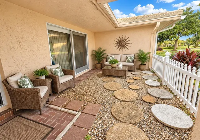 Photo 1 of House for sale at 5444 Glen Ivy Pl N, Pinellas Park, FL 33782 | MLS# TB8555028 | Listing updated on 2026-10-09
