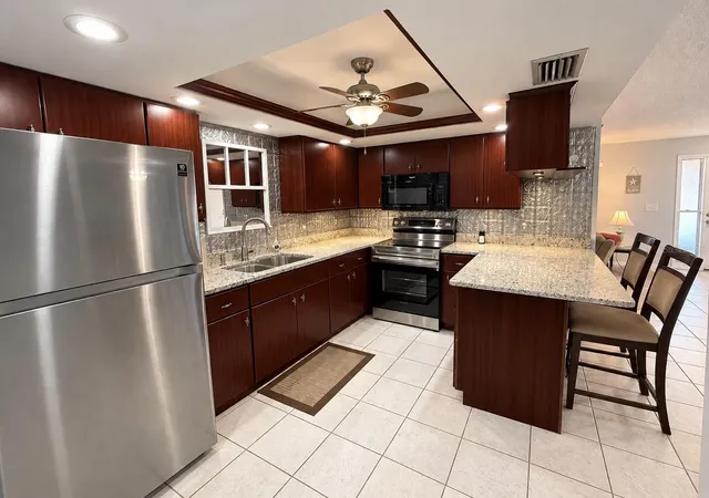Photo 2 of House for sale at 5444 Glen Ivy Pl N, Pinellas Park, FL 33782 | MLS# TB8555028 | Listing updated on 2026-10-09