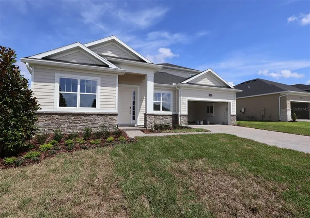 Photo 2 of Single family home for sale at 3174 Wolf Lake Ave, Apopka, FL 32712 | MLS# O6447342 | Listing updated on 2026-10-07