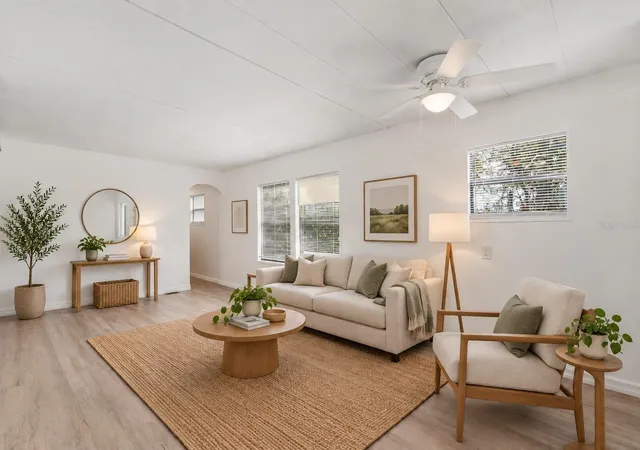 Photo 1 of Manufactured home for sale at 10004 Hamp Dr, Dade City, FL 33525 | MLS# TB8555039 | Listing updated on 2026-10-06