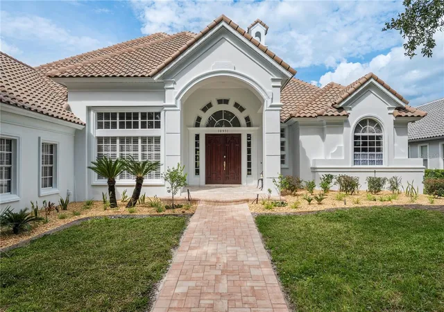 Photo 2 of Single family home for sale at 10951 Emerald Chase Dr, Orlando, FL 32836 | MLS# O6447350 | Listing updated on 2026-10-08