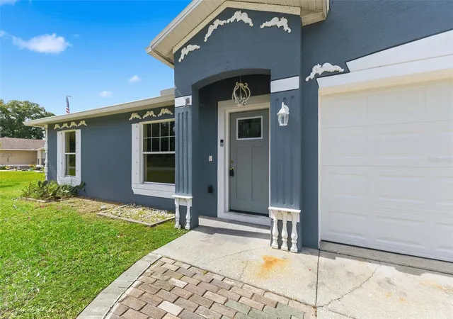 Photo 3 of Single family home for sale at 13393 Twin Lake Ave, Spring Hill, FL 34609 | MLS# TB8555044 | Listing updated on 2026-10-08