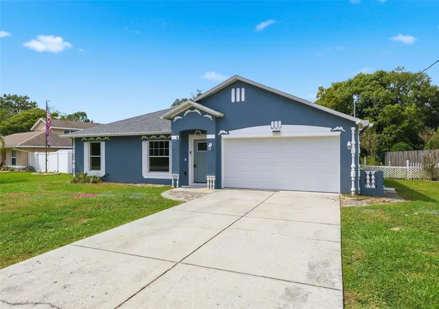 Photo 4 of Single family home for sale at 13393 Twin Lake Ave, Spring Hill, FL 34609 | MLS# TB8555044 | Listing updated on 2026-10-08