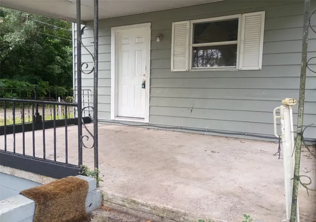 Photo 2 of Manufactured home for sale at 9114 Ogalala St, New Port Richey, FL 34654 | MLS# TB8555045 | Listing updated on 2026-10-07