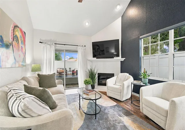 Photo 4 of Townhouse for sale at 2724 Hamble Village Ln, Palm Harbor, FL 34684 | MLS# TB8555046 | Listing updated on 2026-10-17
