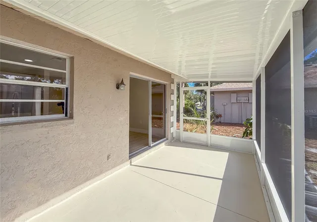 Photo 34 of Single family home for sale at 727 N Jefferson Ave #727, SARASOTA, FL 34237 | MLS# A4708527 | Listing updated on 2026-10-07