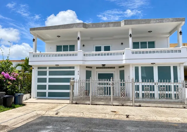 Photo 1 of Sale Pending at 35 Villa Carolina, Carolina, PR 00985 | MLS# PR9124722 | Listing updated on 2026-10-27