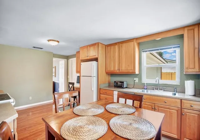 Photo 3 of Single family home for sale at 109 Pine Needle Ln, Altamonte Springs, FL 32714 | MLS# O6447354 | Listing updated on 2026-10-29