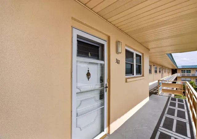 Photo 3 of Condo for sale at 5750 80th Street N #D307, Saint Petersburg, FL 33709 | MLS# TB8555055 | Listing updated on 2026-10-08