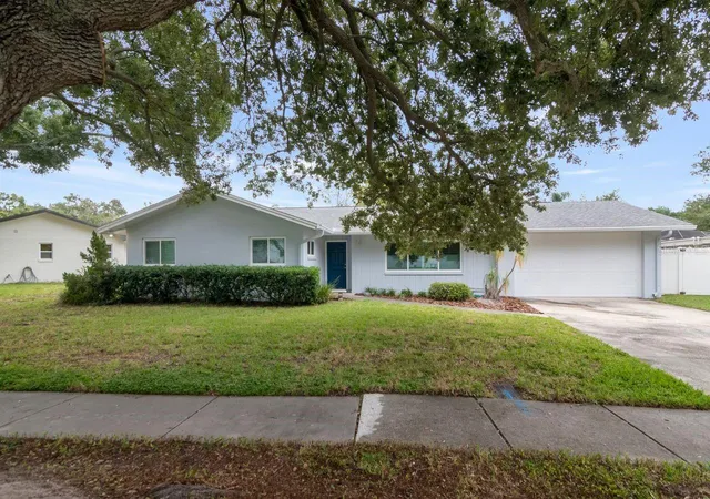 Single family home for sale at 1113 Glenmoor Ct, CLEARWATER, FL 33764 | MLS# TB8555057 | Listing updated on 2026-10-07
