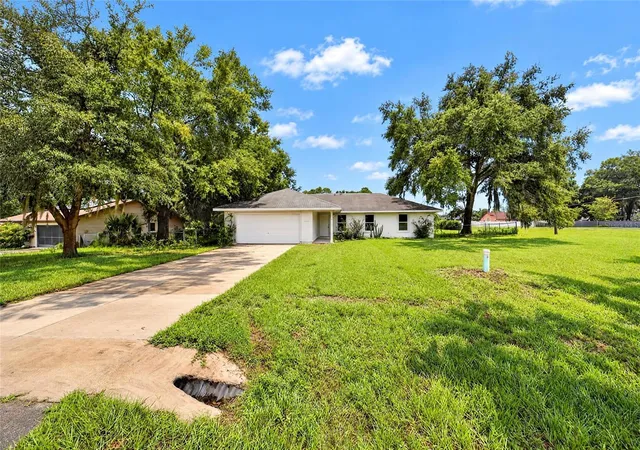 Photo 1 of Single family home for sale at 248 Bahia Cir, Ocala, FL 34472 | MLS# OM733476 | Listing updated on 2026-10-09