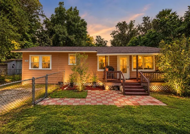 Photo 1 of Single family home for sale at 16486 Sw 133rd Avenue, Archer, FL 32618 | MLS# GC543976 | Listing updated on 2026-10-07