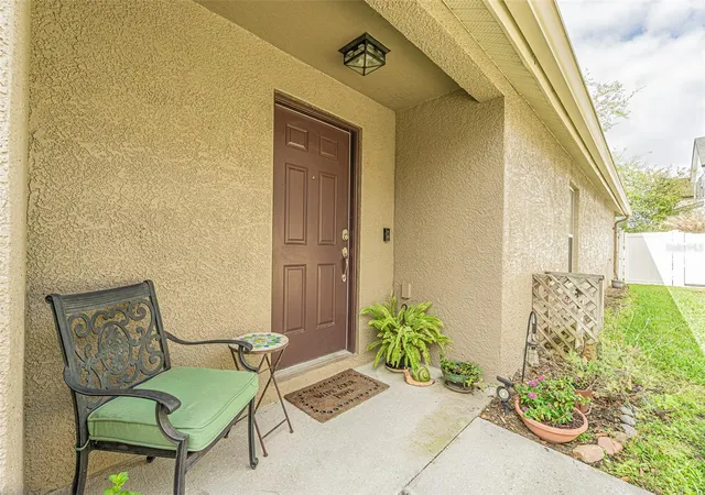 Photo 4 of Multi family home for sale at 1123 Bensbrooke Dr, Wesley Chapel, FL 33543 | MLS# TB8555075 | Listing updated on 2026-10-08
