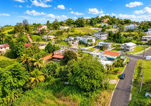 Photo 3 of Land for sale at Calle 4 Urb Sierra Taína Calle 4 19 A Bayamón, Bayamon, PR 00959 | MLS# PR9124725 | Listing updated on 2026-10-23