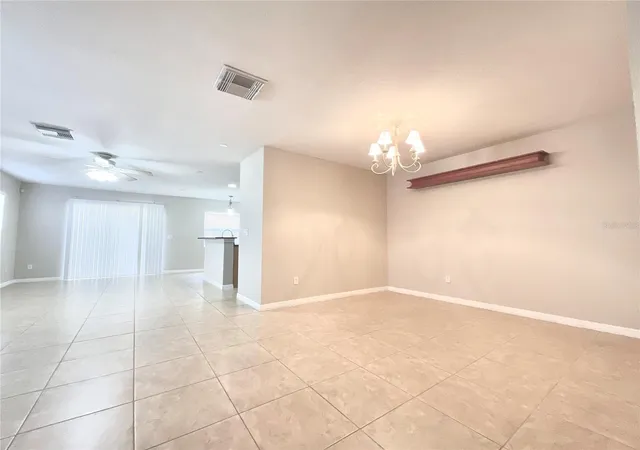 Photo 3 of Townhouse for sale at 3820 Silverbell Loop, Oviedo, FL 32765 | MLS# O6447370 | Listing updated on 2026-10-07
