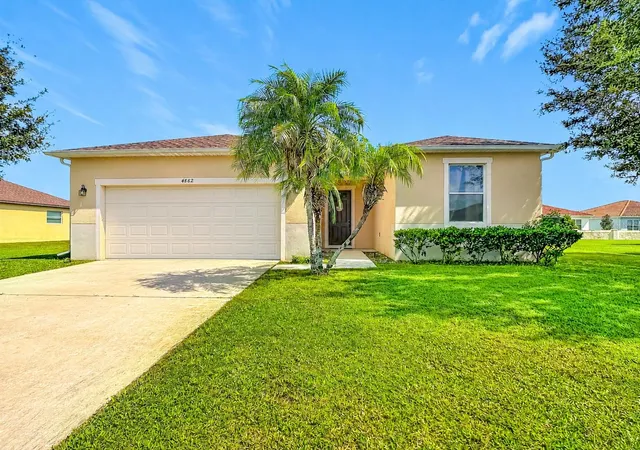 Photo 2 of Single family home for sale at 4882 Stone Acres Cir, Saint Cloud, FL 34771 | MLS# O6447379 | Listing updated on 2026-10-16