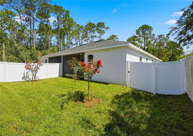 Photo 2 of Sale Pending at 4 Slator Ct, Palm Coast, FL 32164 | MLS# FC321921 | Listing updated on 2026-10-05