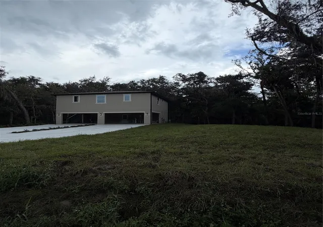 Photo 1 of Single family home for sale at 1784 Lake Harney Rd, Geneva, FL 32732 | MLS# O6447384 | Listing updated on 2026-10-26