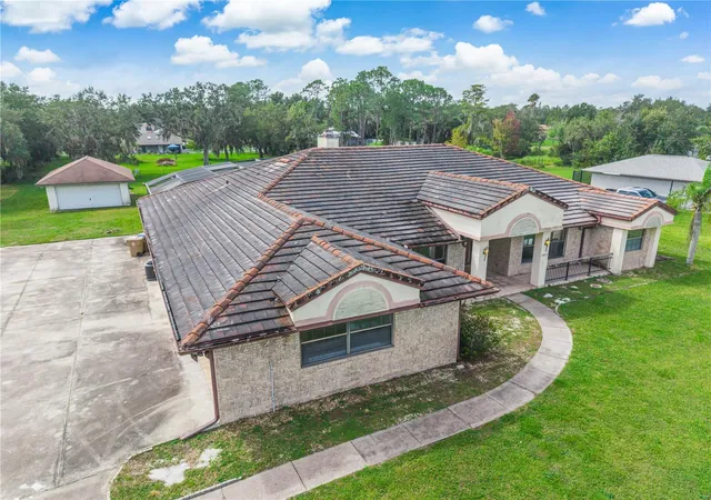 Photo 4 of Single family home for sale at 2222 N Stewart St, Kissimmee, FL 34746 | MLS# S5158914 | Listing updated on 2026-10-08