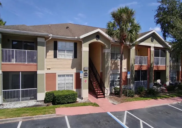 Photo 1 of Condo for sale at 1930 Summer Clb Dr #202, Oviedo, FL 32765 | MLS# O6447385 | Listing updated on 2026-10-07
