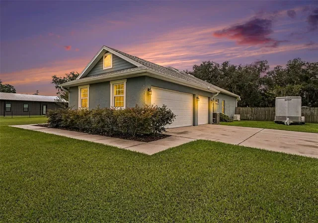 Photo 3 of Single family home for sale at 6207 Storck Acres Ln, Plant City, FL 33565 | MLS# TB8555098 | Listing updated on 2026-10-09