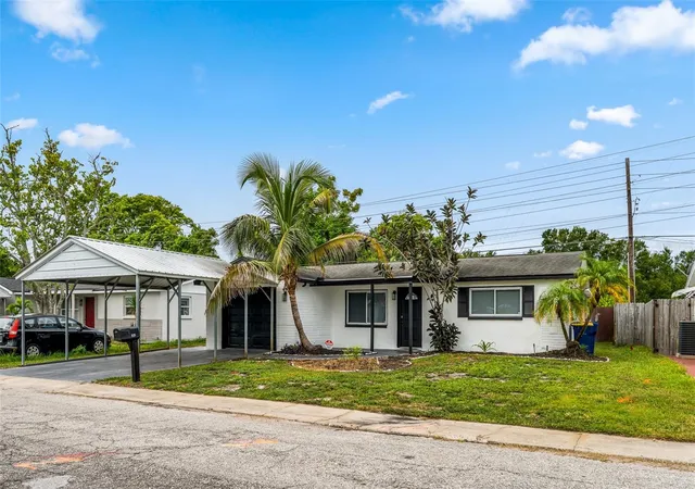 Photo 1 of Single family home for sale at 1539 Dartmouth Dr, Holiday, FL 34691 | MLS# TB8555102 | Listing updated on 2026-10-08