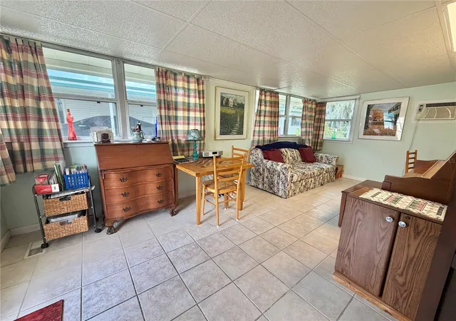 Photo 3 of Manufactured home for sale at 108 Mango Cvs, Leesburg, FL 34748 | MLS# G5118668 | Listing updated on 2026-10-08