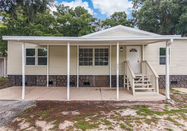 Photo 3 of Single family home for sale at 761 Bayou Dr, Casselberry, FL 32707 | MLS# O6447395 | Listing updated on 2026-10-08