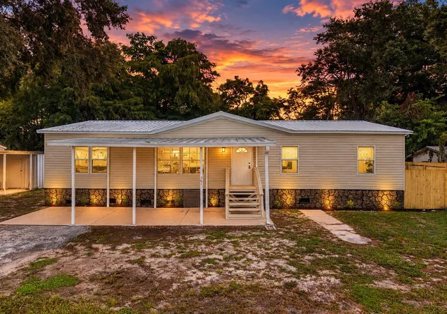 Photo 4 of Single family home for sale at 761 Bayou Dr, Casselberry, FL 32707 | MLS# O6447395 | Listing updated on 2026-10-08
