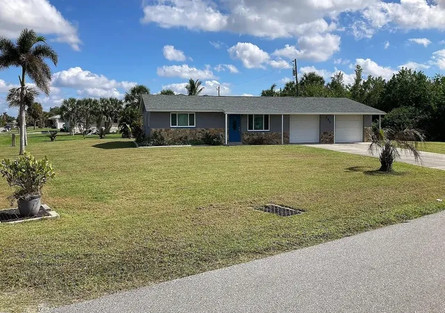 Photo 2 of Single family home for sale at 361 E Tarpon Blvd Nw, Port Charlotte, FL 33952 | MLS# C7531578 | Listing updated on 2026-10-18