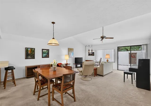 Photo 4 of House for sale at 1605 NE 37th Avenue, Ocala, FL 34470 | MLS# OM733482 | Listing updated on 2026-10-06